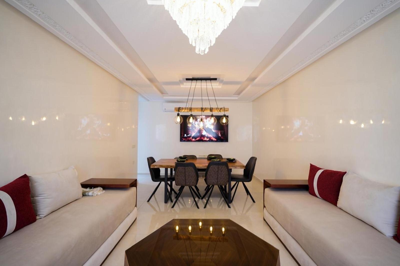 Apartment In City-5min To The Beach-free Parking